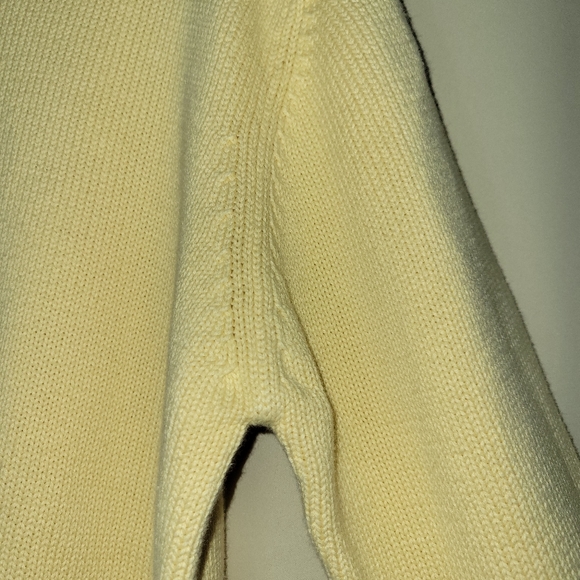 L.L Bean Men's V Neck Yellow Pullover - Picture 5 of 8